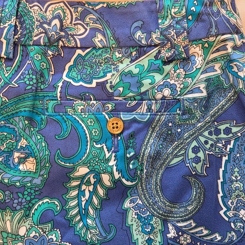 Lauren Ralph Lauren Shorts, Blue Green Paisley, Cuffed, Gold Buttons sz 4